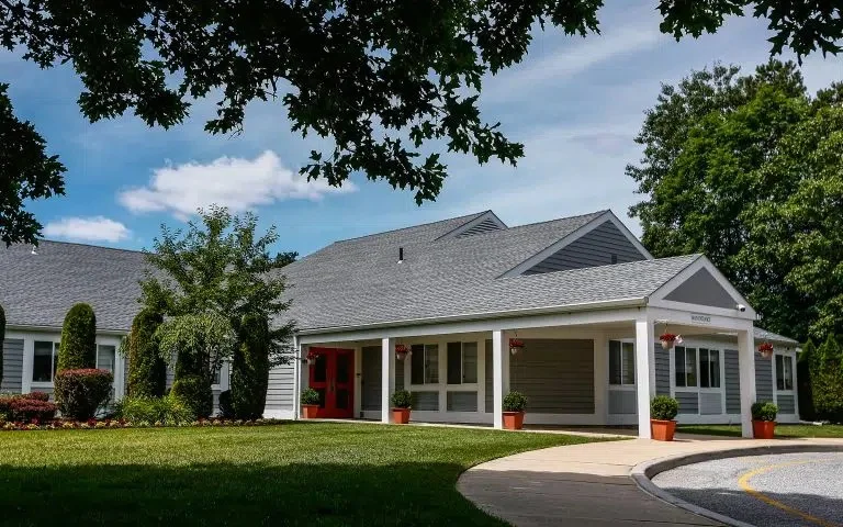 Recovery Centers of America at Lighthouse - Photo 2