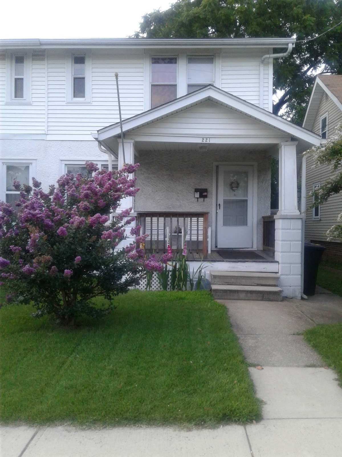 Oxford House Newport - Photo 2