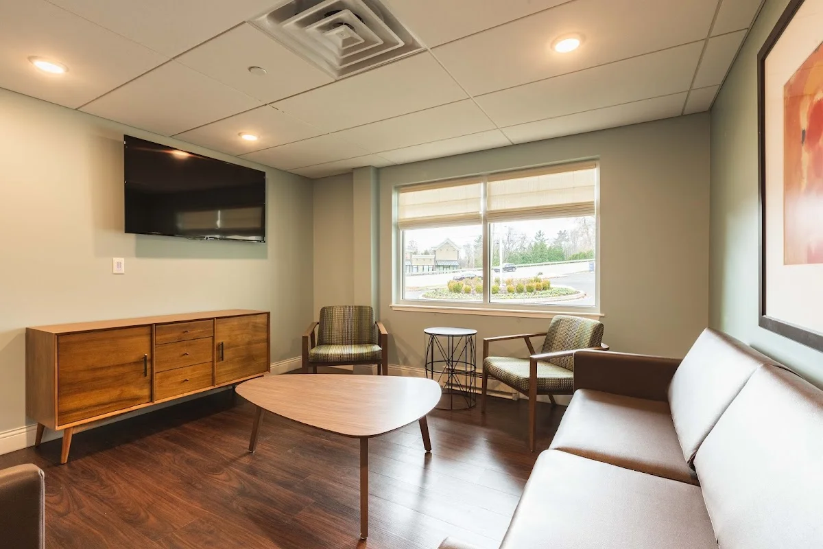 Recovery Centers of America at Devon - Photo 3