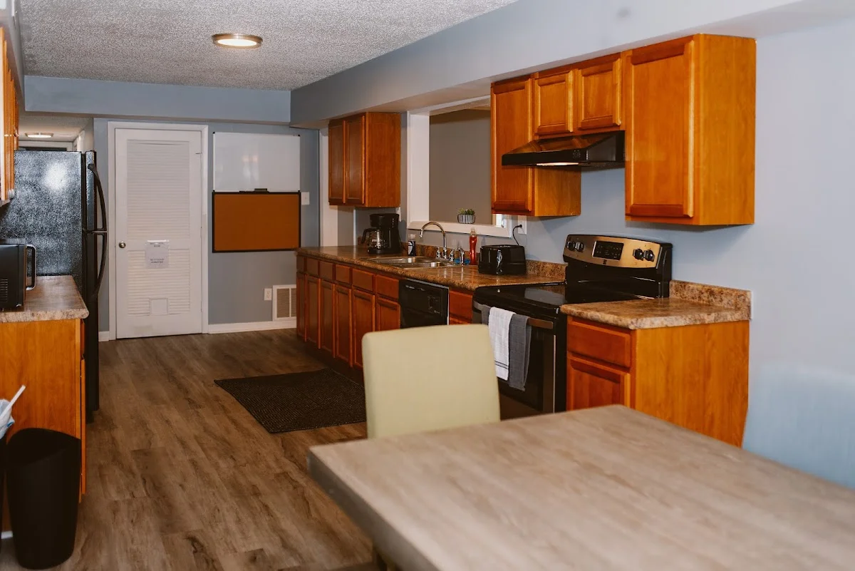 Next Journey Sober Living - Photo 4