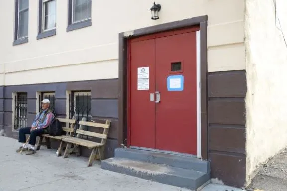 Friendship House Wilmington Empowerment Center - Photo 2