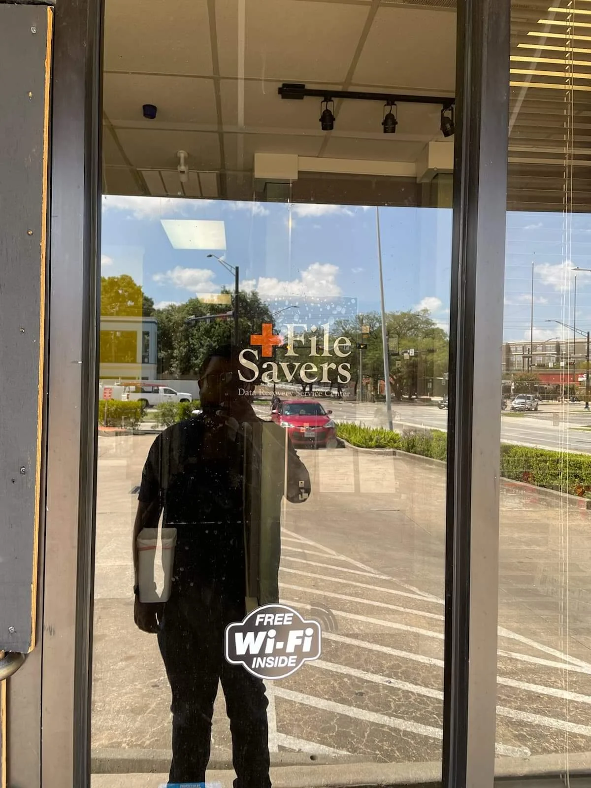 File Savers Data Recovery - Photo 4