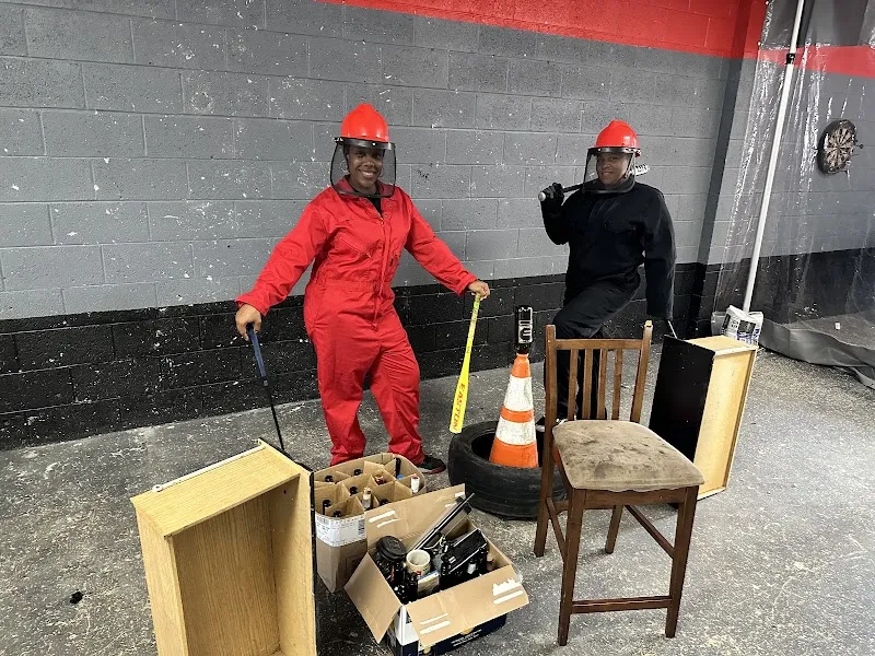 The Smash House - Photo 2