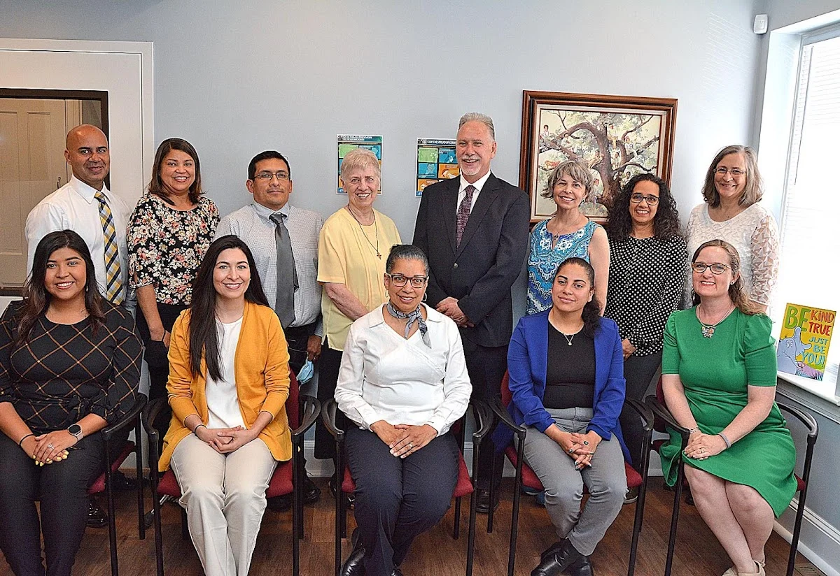 Amanecer Counseling & Resource Center