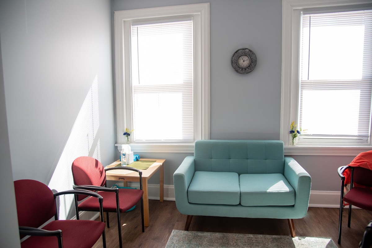 Amanecer Counseling & Resource Center - Photo 5