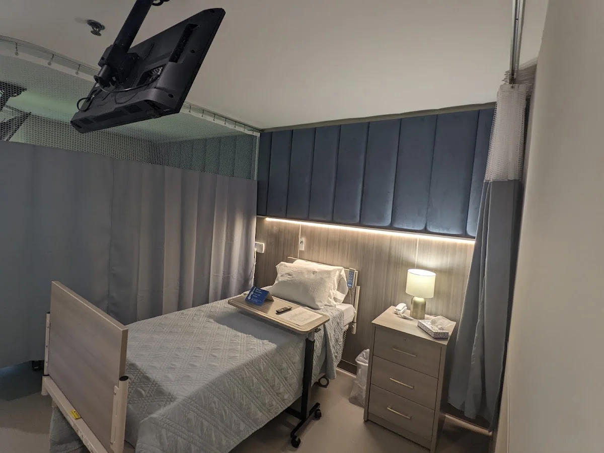 Coral Springs Rehabilitation and Healthcare Center - Photo 2