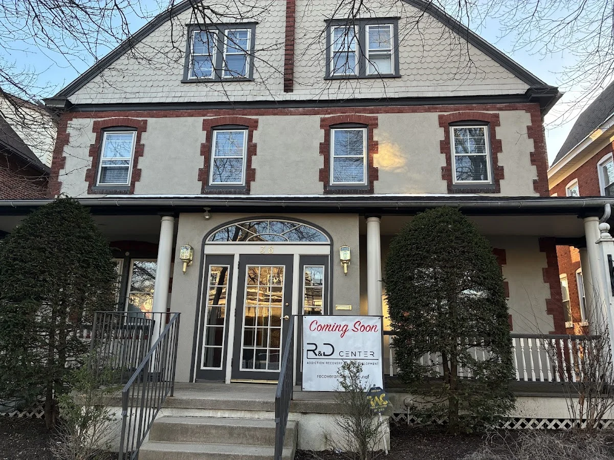 R&D Center: Addiction Recovery & Life Development - Photo 3