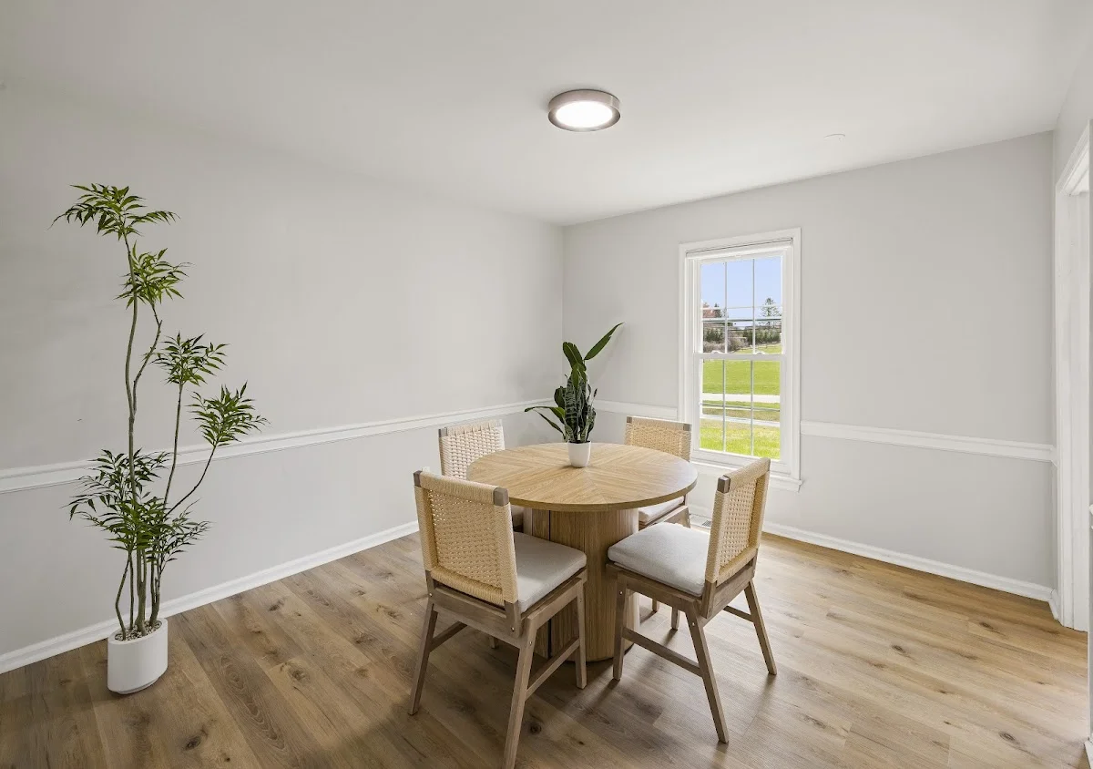 The Forest Sober Living - Photo 4