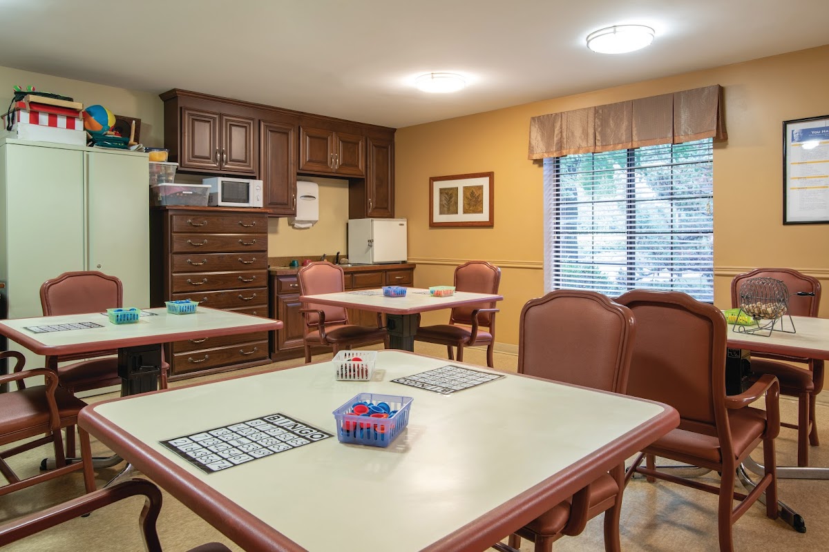 New Castle Health & Rehabilitation Center - Photo 3